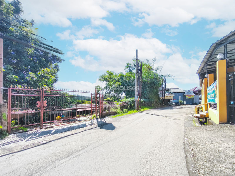 Jalan Kampung Pajeleran Cibinong