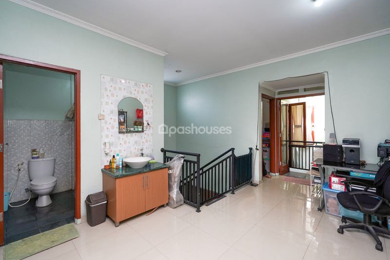 Perumahan Jatibening Estate Blok B4 No.28
