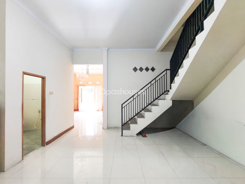 Perumahan Harapan Indah Cluster Boulevard Hijau Blok F3 No.12A