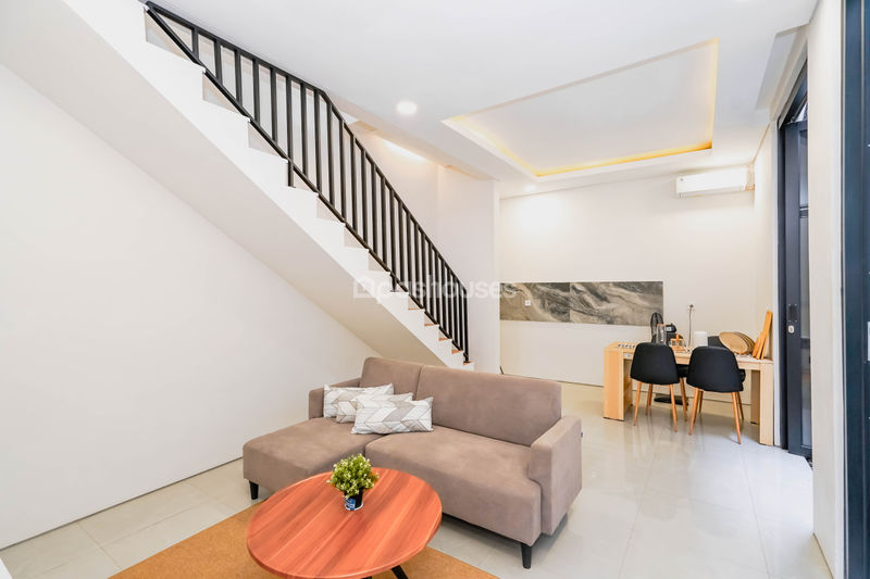 Natavasa Townhouse
