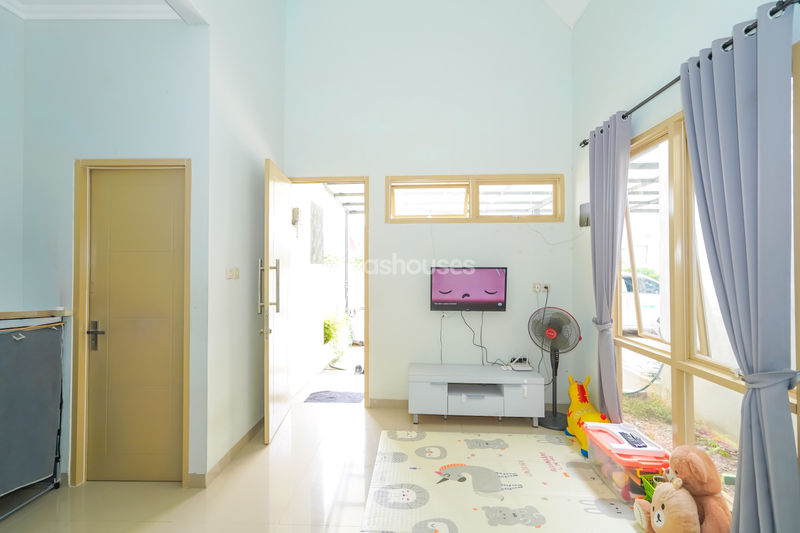 Perumahan Diamond Hills Blok E No.21