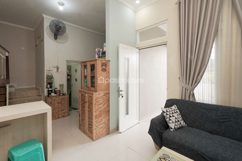 Villa Kranggan Raya Residence