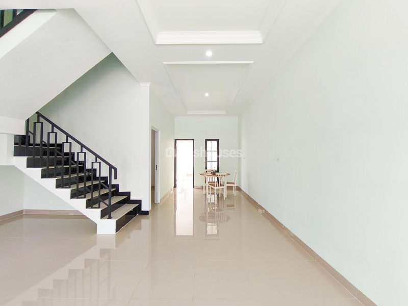 Jalan Dahlia Indah 1 Blok Gd No. 4b