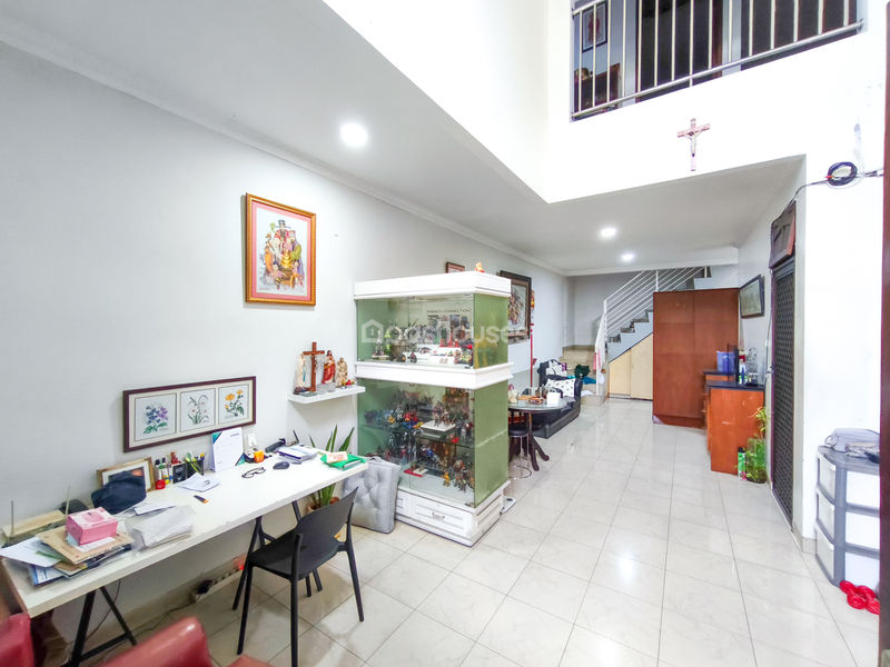 Jalan Dharma Graha IV Blok B8 No.30A